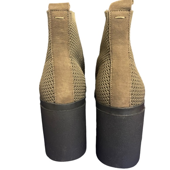 Eileen Fisher Dark Brown Neutral Textured Knit Bootie Boot sz 10 (Runs Small ) - Picture 4 of 8